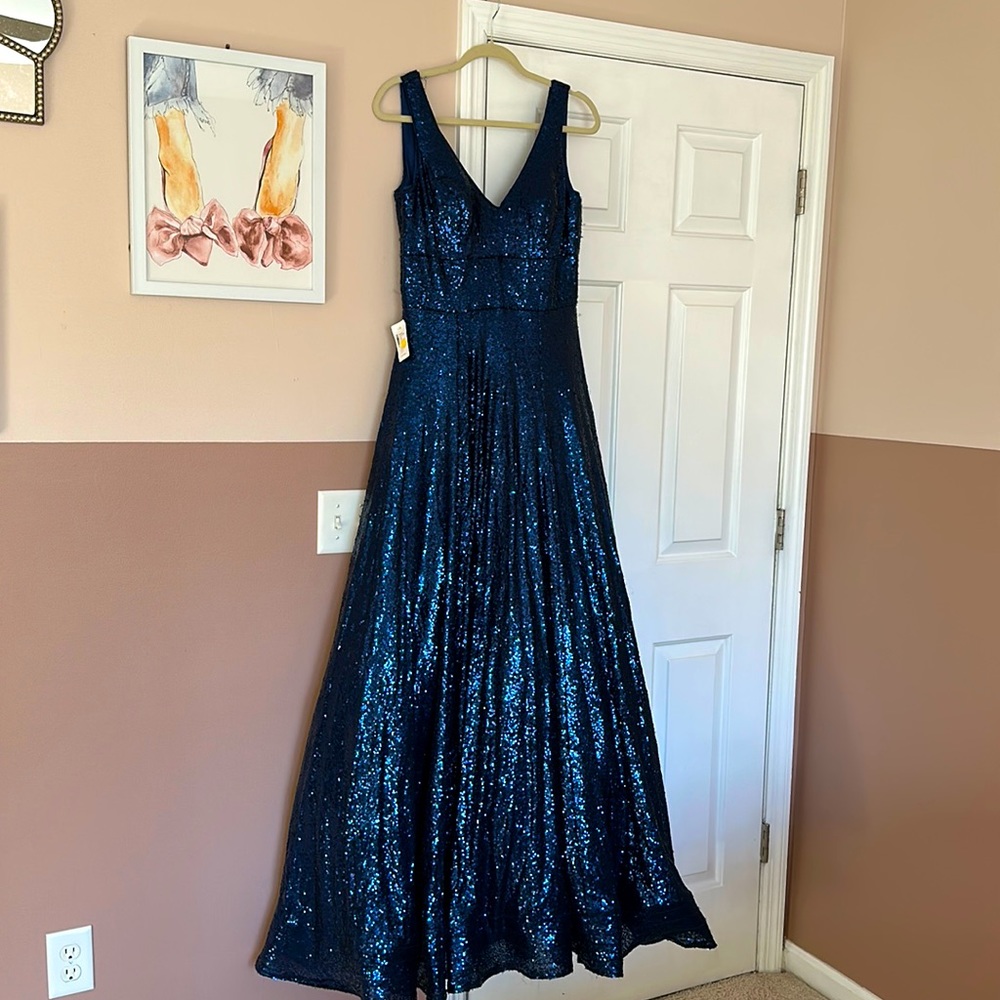 Mac Duggal Ieena For Mac Duggal V-neck full Sequin Sleeveless Ballgown in Navy